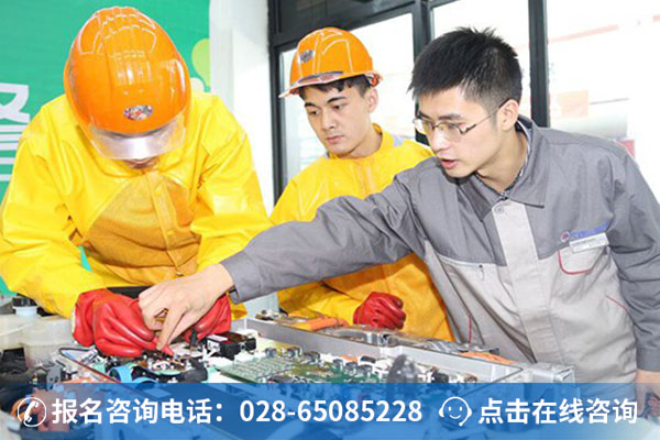 万通往期新能源实训课堂